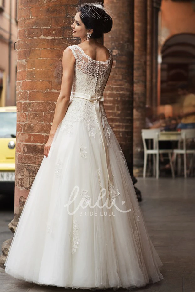 Sleeveless A-Line Tulle&Lace Wedding Dress with Bow Maxi Square-Neck