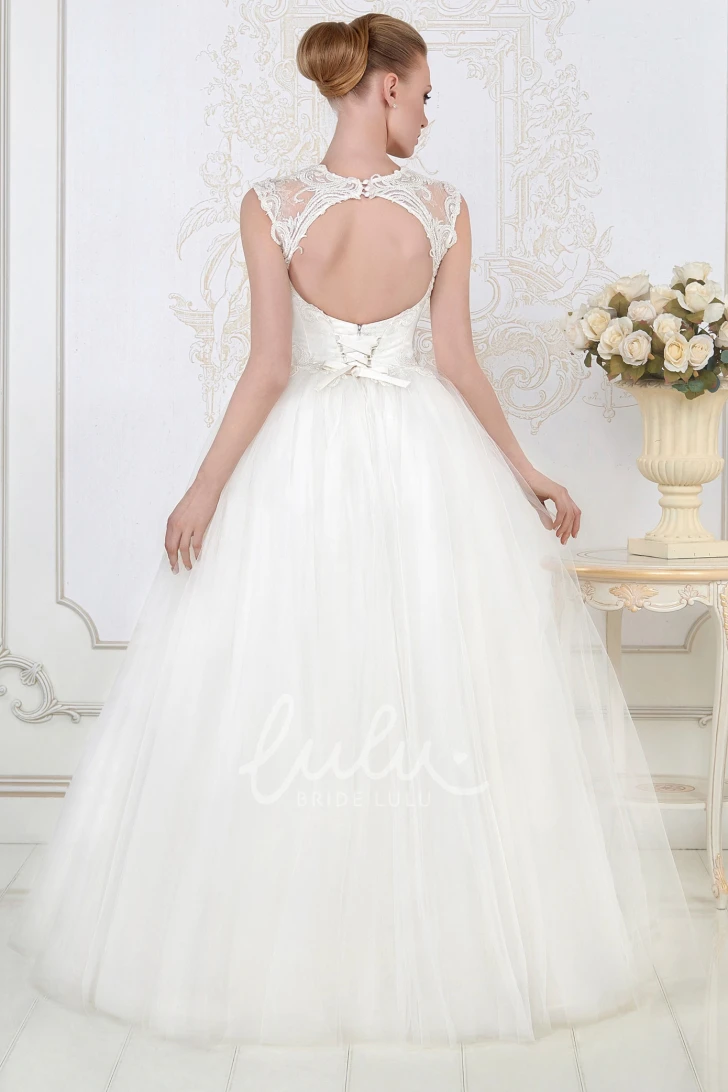 Beaded Scoop-Neck Tulle Ball Gown Wedding Dress Sleeveless and Floor-Length