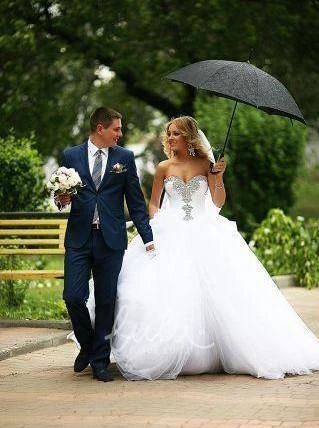 Sweetheart Tulle Ball Gown Wedding Dress