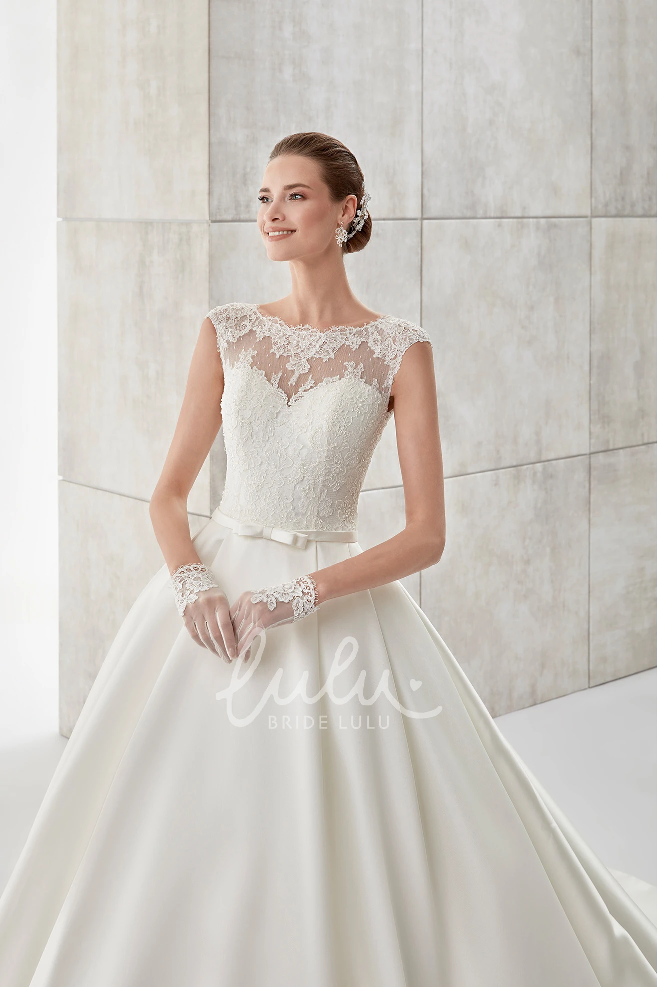 Brush Train A-line Satin Wedding Dress with Scalloped-Neck and Cap-Sleeves Chic Wedding Dress