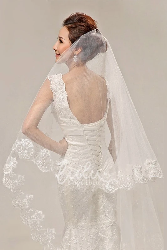 Sweep Lace Edge Wedding Veil Simple & Elegant