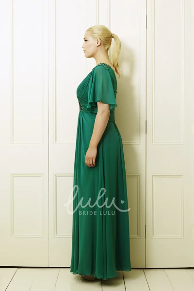 Plus Size V-Neck Chiffon Prom Dress with Ruching and Broach