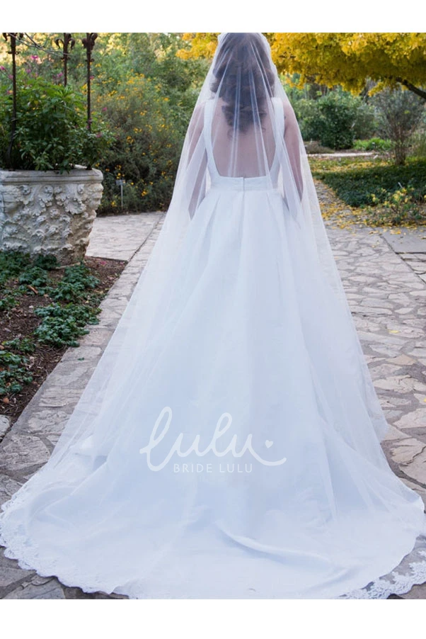 Long Tulle Wedding Veil with Scalloped Lace Appliques Wedding Dress