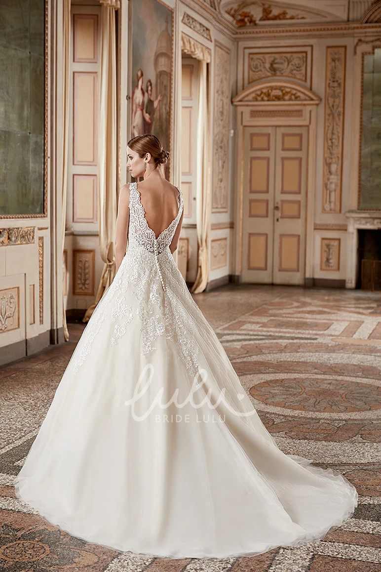 Sleeveless Bateau-Neck Lace Ball Gown Wedding Dress
