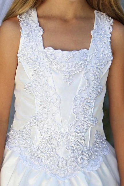 Lace&Sequins Flower Girl Dress with Ruched Applique Knee-Length