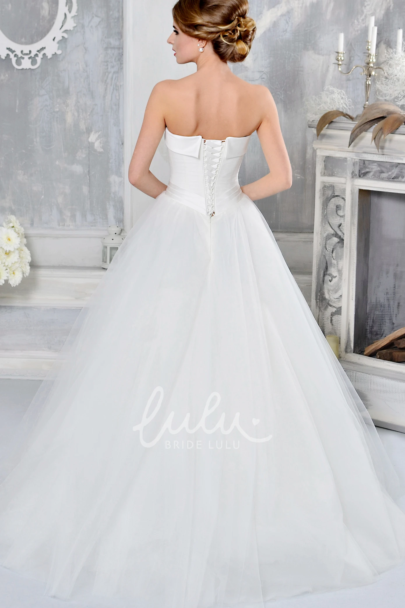 Satin & Tulle A-Line Strapless Wedding Dress with Bow Elegant Bridal Gown