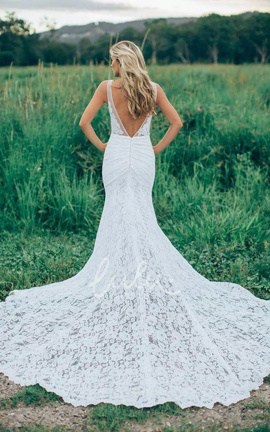 V-Neck Sleeveless Tulle Lace Trumpet Wedding Dress with Bell Appliques