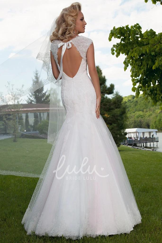 Sleeveless Lace Mermaid Wedding Dress with V-Neck and Keyhole