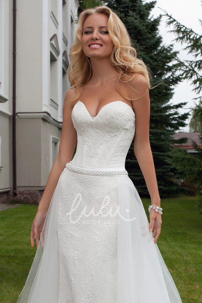Sweetheart Lace Wedding Dress with Jewellery Appliqued Sleeveless