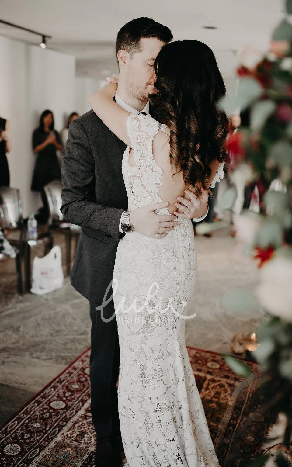 Beach Mermaid Lace Wedding Dress V-neck Appliques Sexy Bohemian Bridal Gown