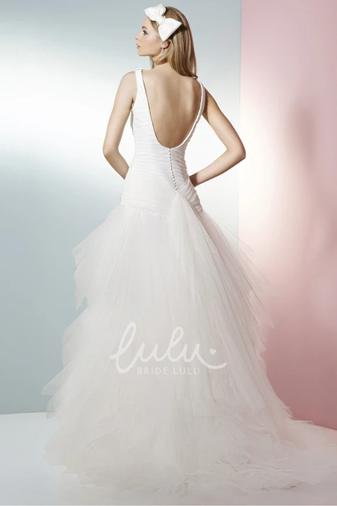 Square Neck Cascading-Ruffle Tulle A-Line Wedding Dress with Sleeveless and Floor-Length