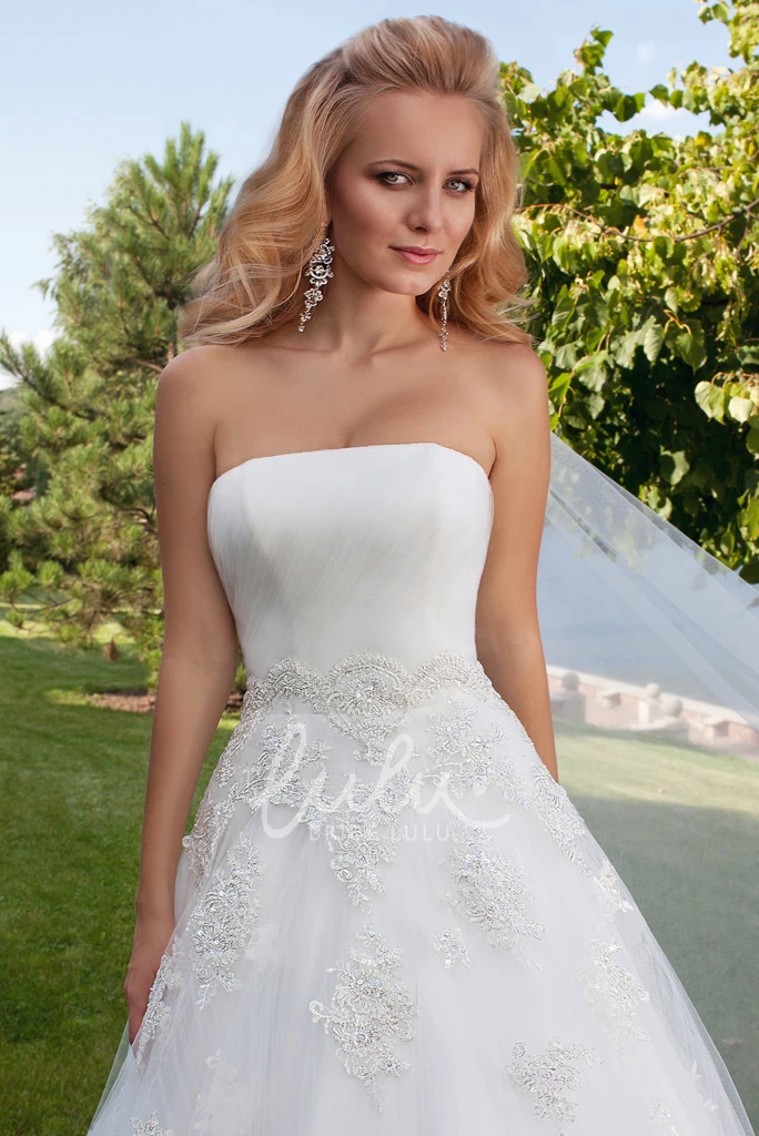 Strapless Tulle Wedding Dress A-Line Pleated Floor-Length Appliques Corset Back