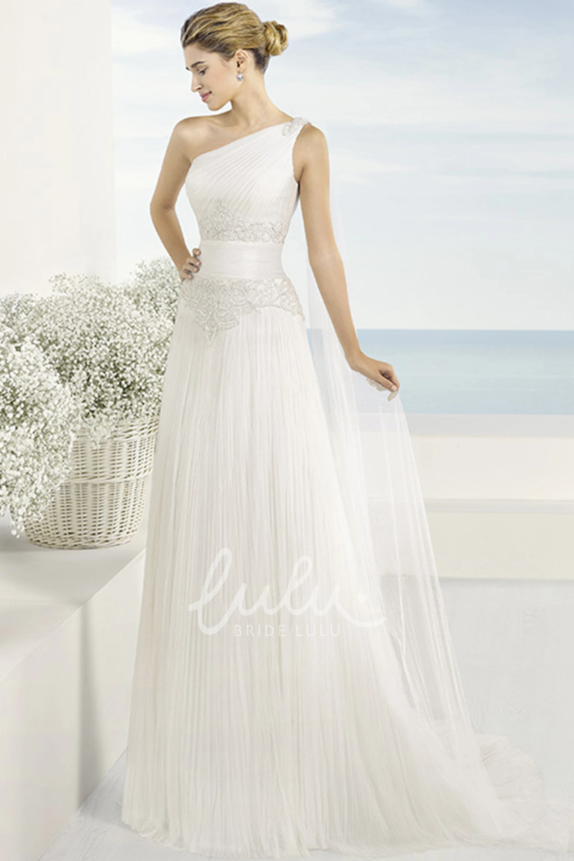 Scoop-Neck Beaded Tulle Wedding Dress Sleeveless & Floor-Length