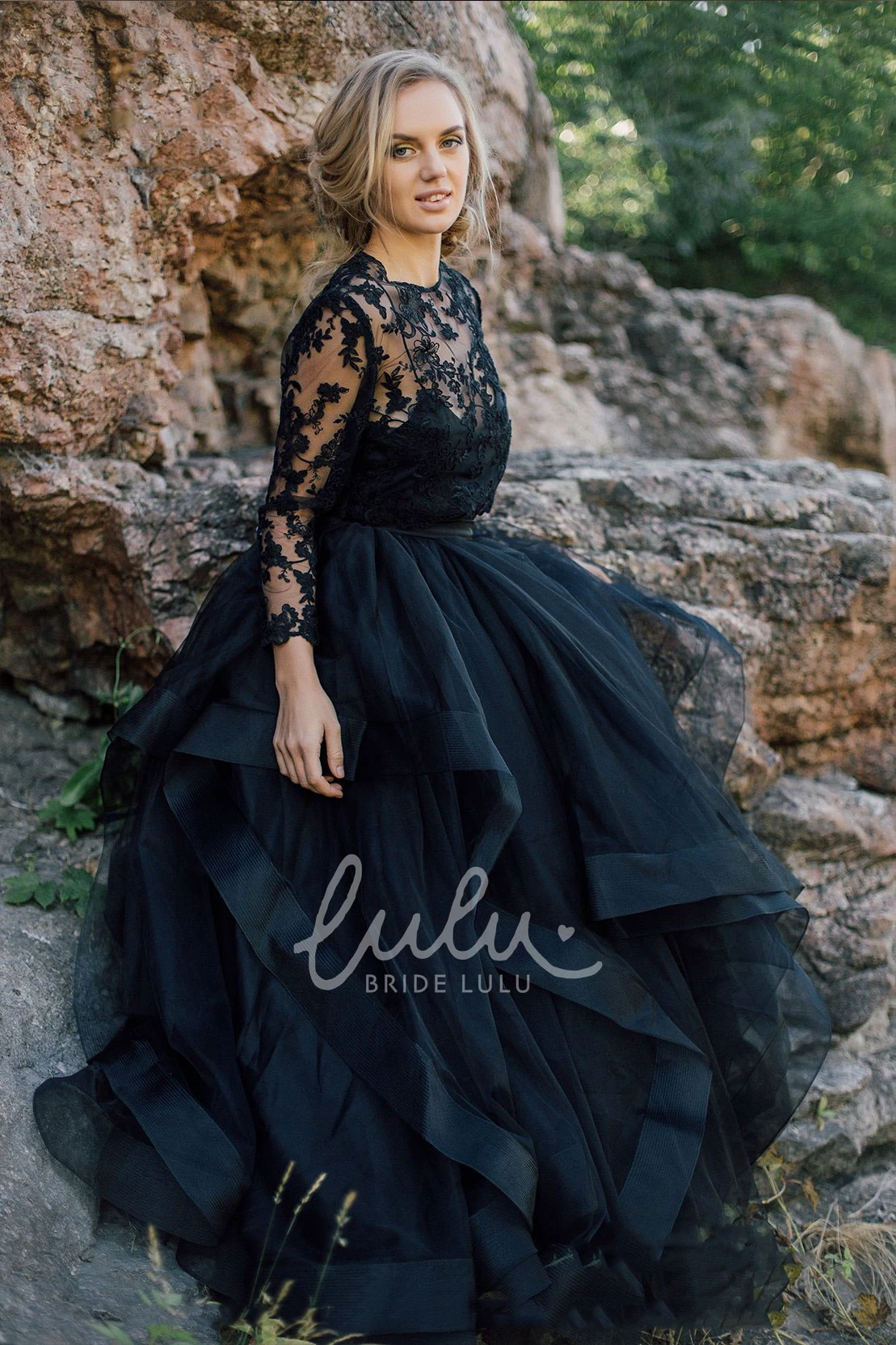 Long Sleeve Floor-length Scoop Appliques Lace Sash Black Wedding Dress