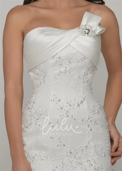 Strapless Lace A-Line Wedding Dress with Lace-Up Back Classic Wedding Dress