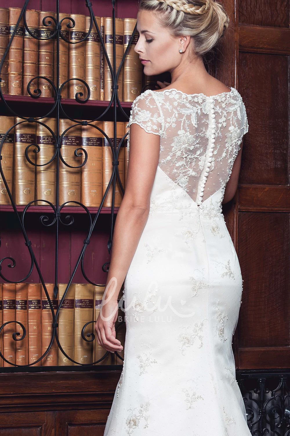 Maxi V-Neck Lace Sheath Wedding Dress with Cap Sleeves