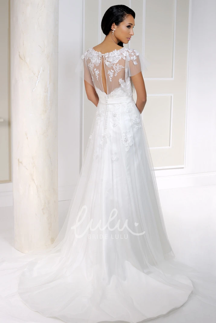 Appliqued Tulle Sweetheart Wedding Dress with Satin Floor-Length