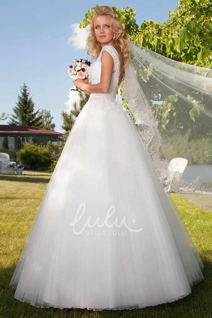 Appliqued Tulle Wedding Dress Sweetheart Maxi Corset Back