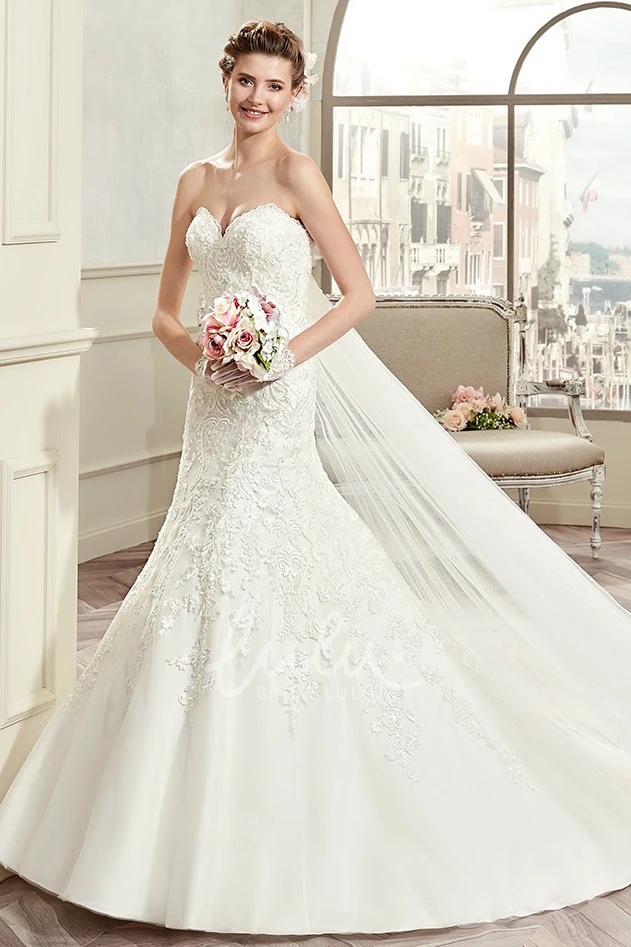 Sheath Wedding Dress with Mermaid Style Sweetheart Detachable Train Flowy