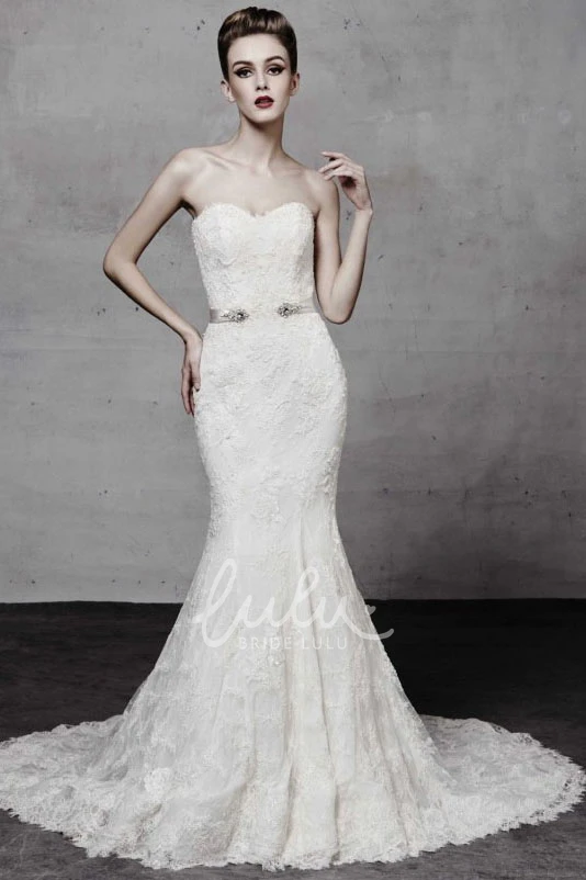 Lace Mermaid Strapless Wedding Dress with Elegant Style