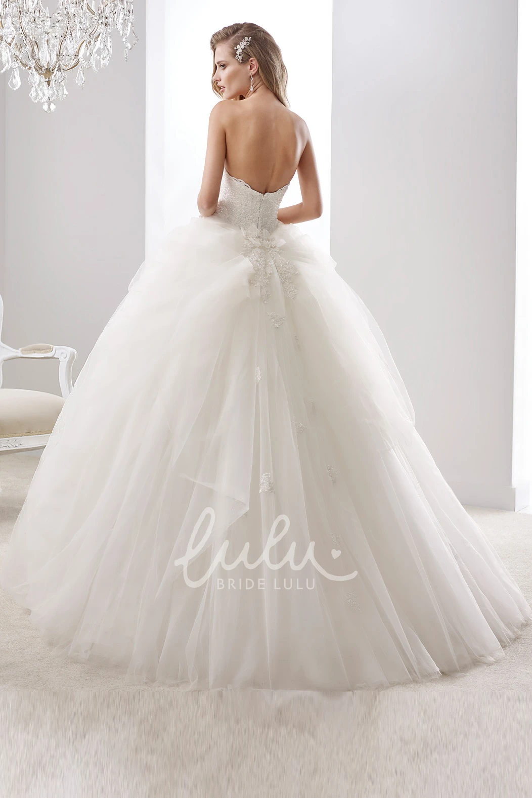 Appliques Bodice A-line Wedding Dress with Strapless Ruching and Open Back Chic Bridal Gown