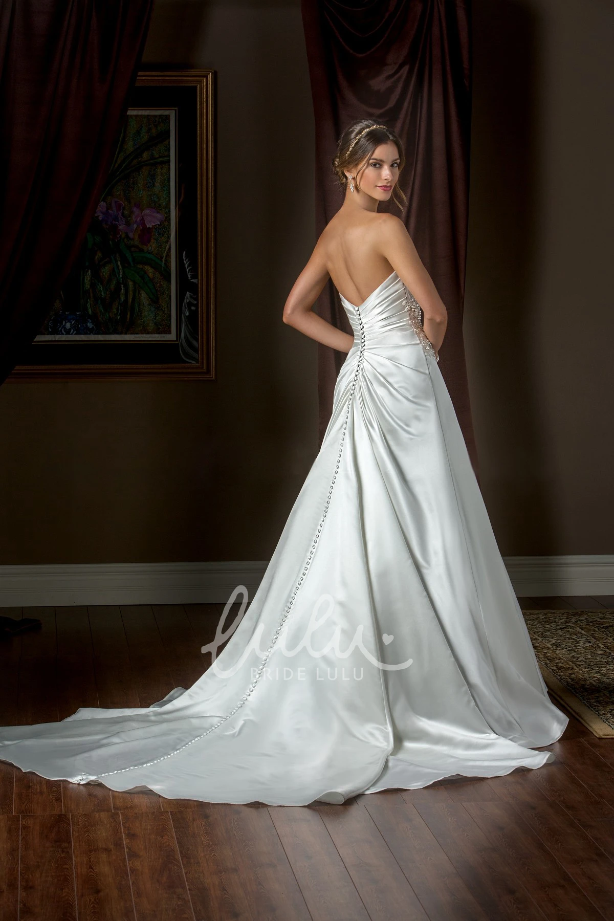 A-Line Sweetheart Wedding Dress with Ruching and Beadings Elegant Bridal Gown