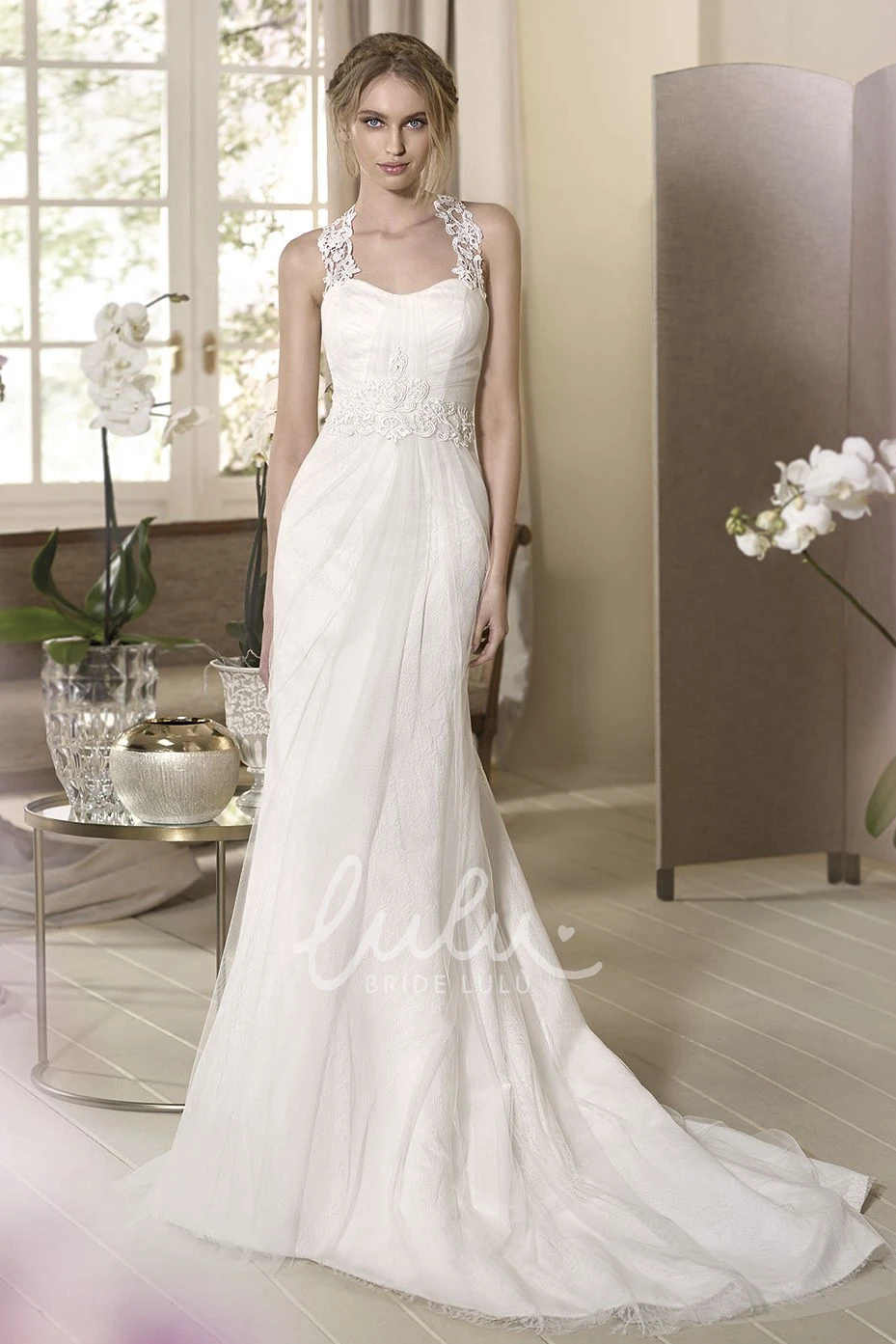 Haltered Tulle Sheath Wedding Dress With Ruching Flowy Beach Bridal Gown