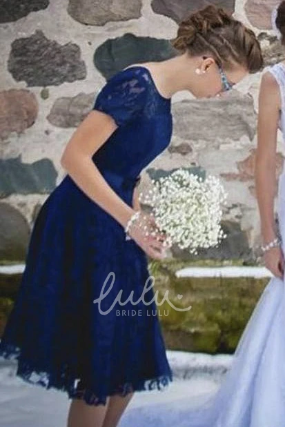 Short-sleeved Knee-length A-line Lace Dress with Pleats Classy Bridesmaid Dress