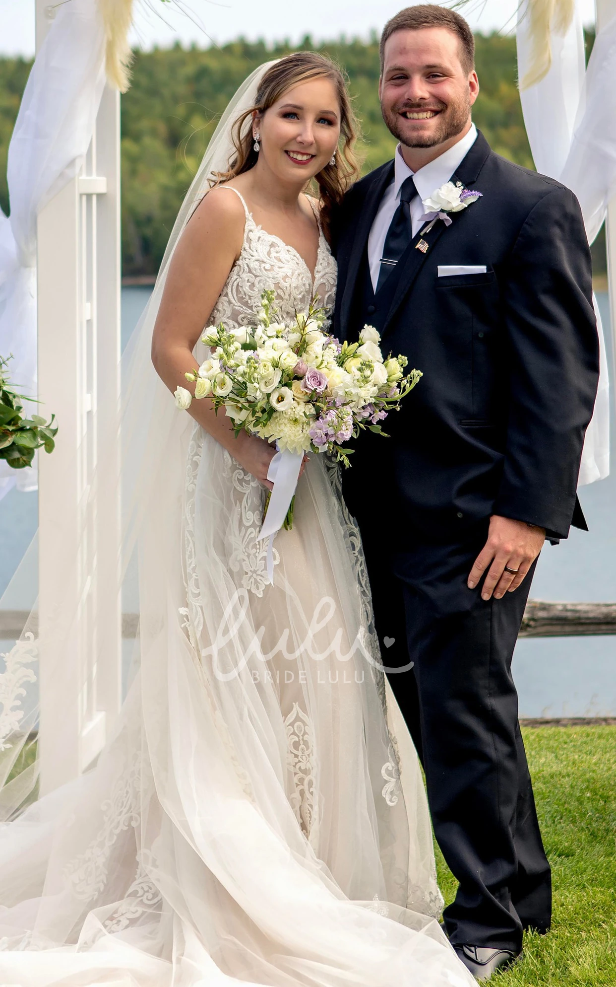 Vintage A-Line Tulle Wedding Dress with V-Neck and Chapel Train Elegant Wedding Dress