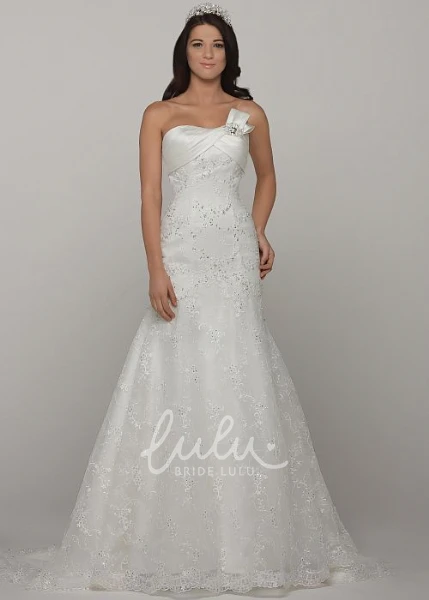 Strapless Lace A-Line Wedding Dress with Lace-Up Back Classic Wedding Dress