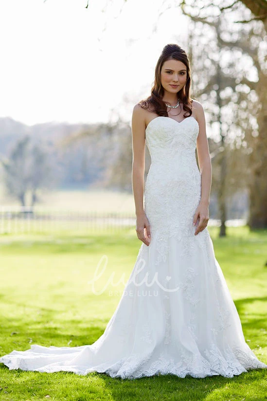 Appliqued Lace Wedding Dress with Court Train Sweetheart