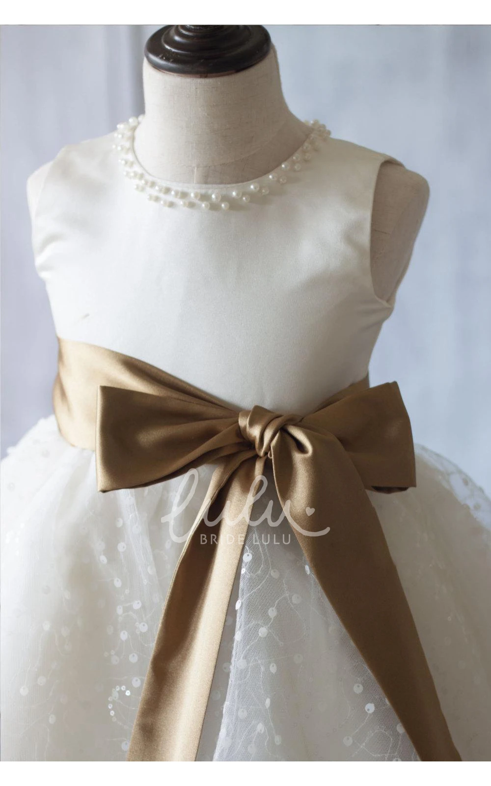 Beading Neck A-Line Tulle Junior Bridesmaid Dress in Off White