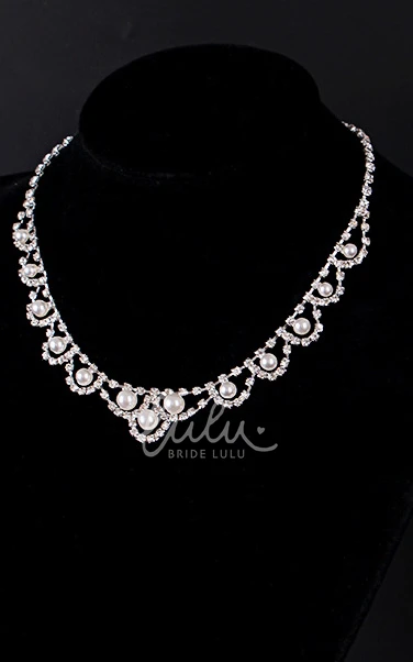 Elegant Bridal Rhinestone and Pearl Necklace and Earrings Jewelry Set