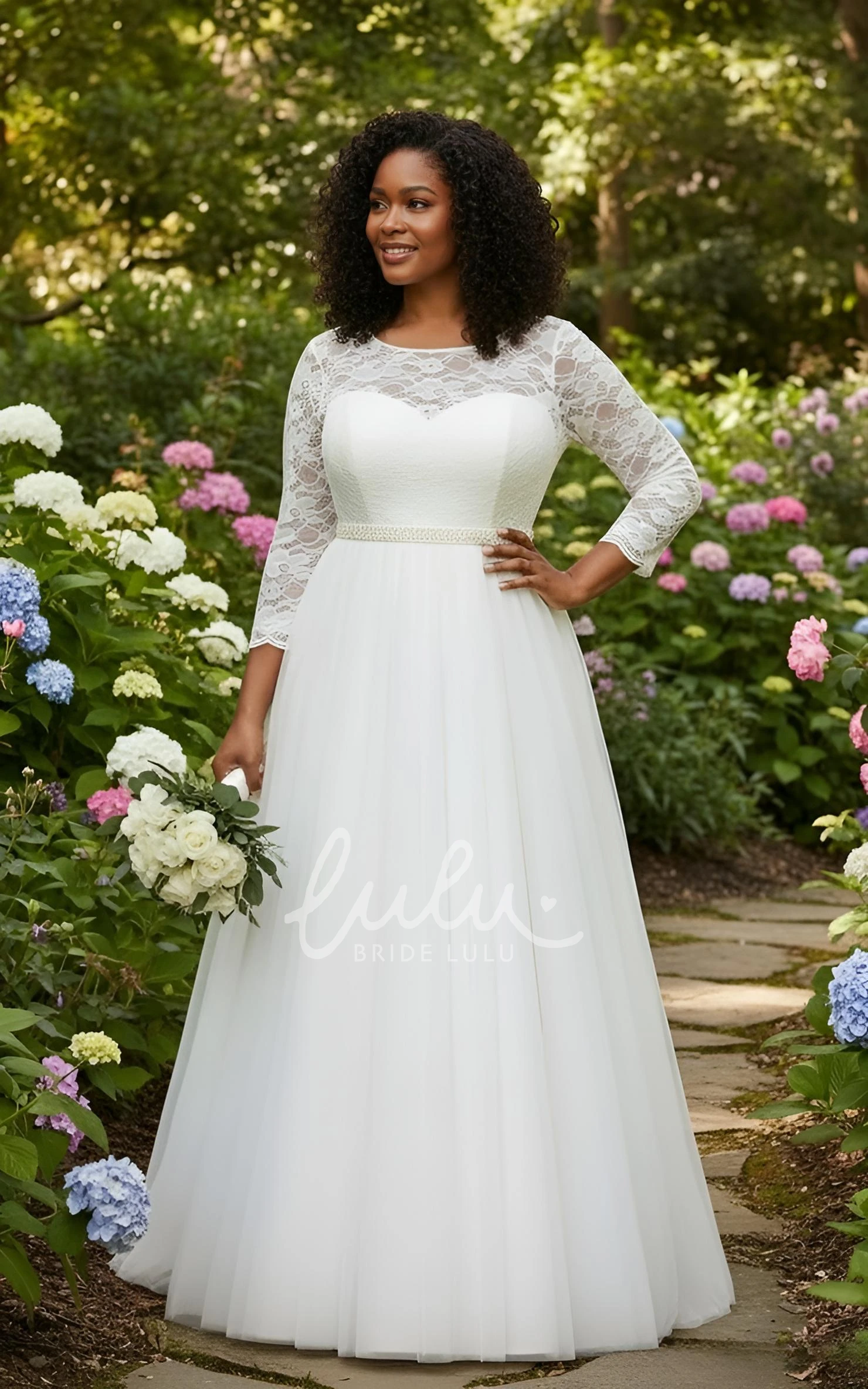 Modest A-Line Plus Size Wedding Dress 3/4 Sleeves Lace Bridal Gown