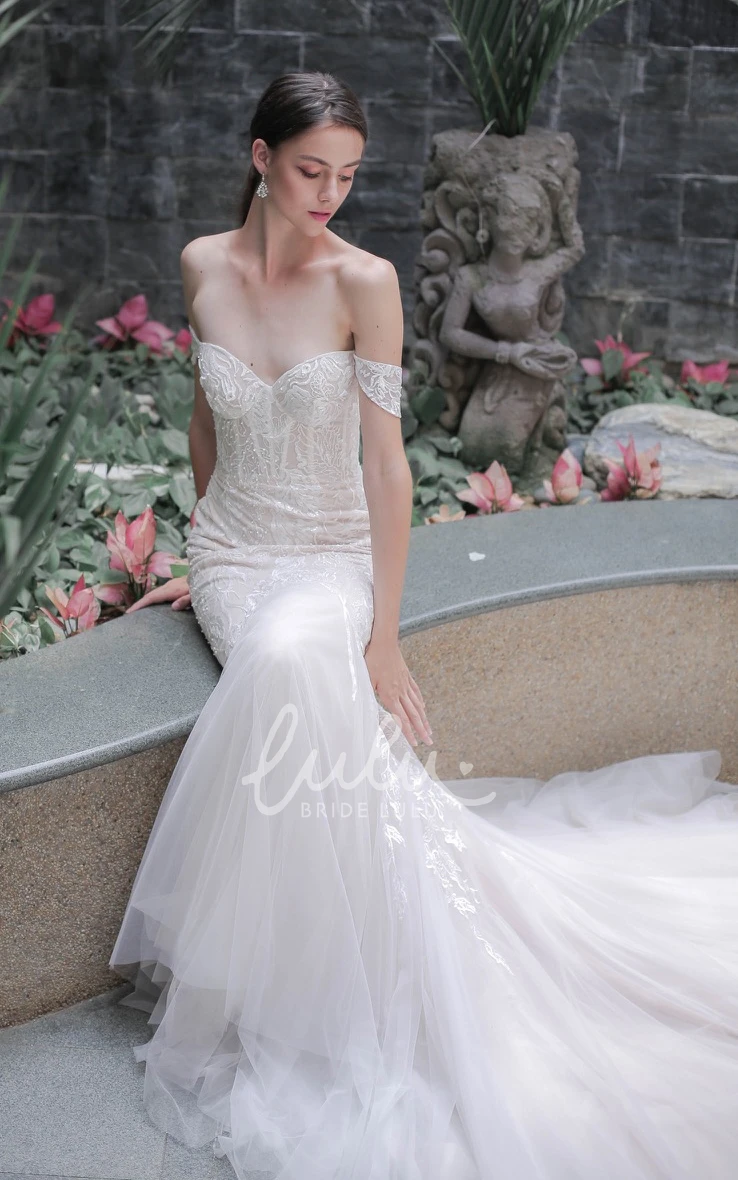 Bohemian Lace Mermaid Wedding Dress Off-Shoulder Appliques Bridal Gown Unique Western Style