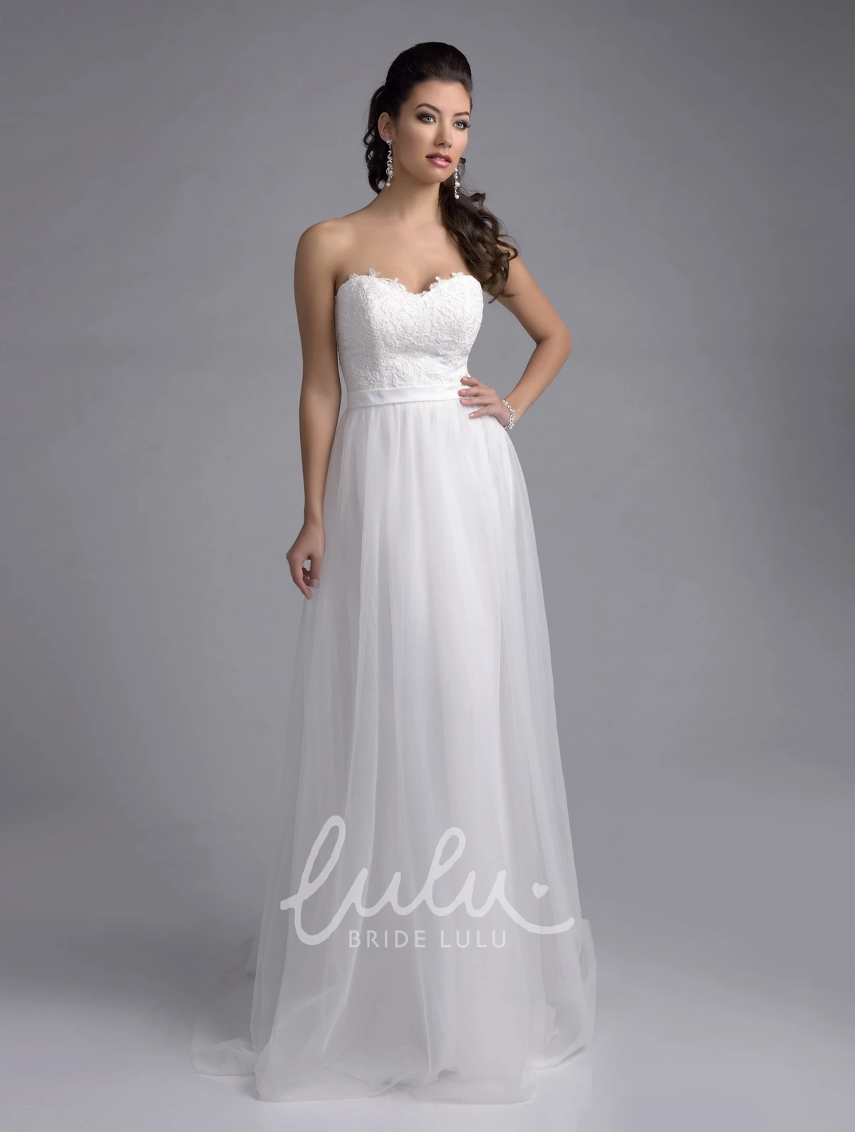 Lace Bodice Tulle A-Line Wedding Dress with Sweetheart Neckline