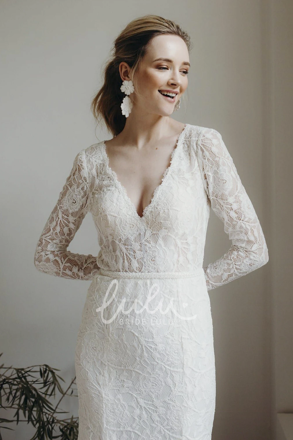 Sexy Sheath Lace Wedding Dress with Plunging V-neck Long Sleeves and Keyhole Back