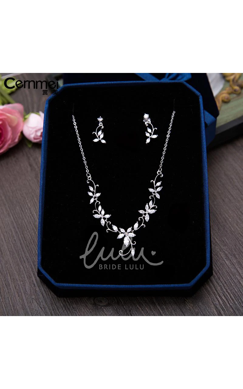 Elegant Wedding Dress Accessories Set with Natural Zircon and Shell Pearls