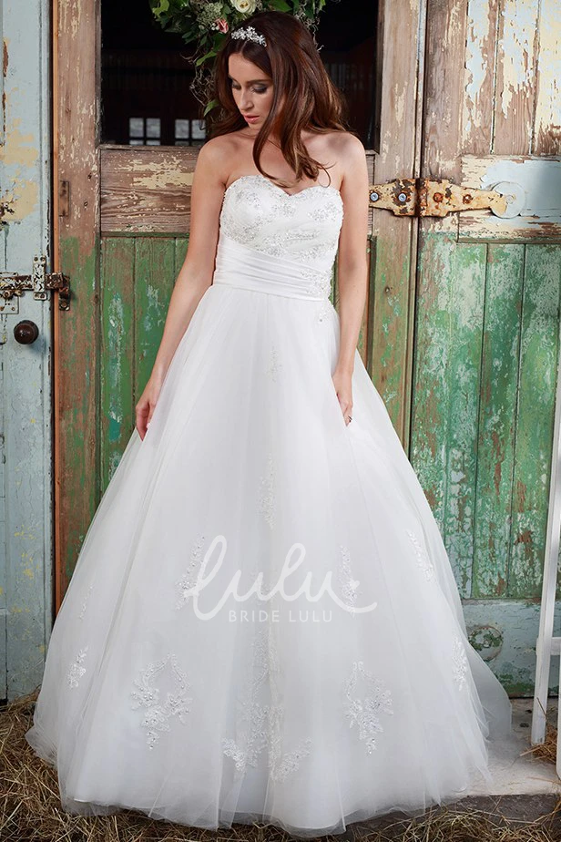 A-Line Sweetheart Tulle Wedding Dress with Beading Stunning Bridal Gown