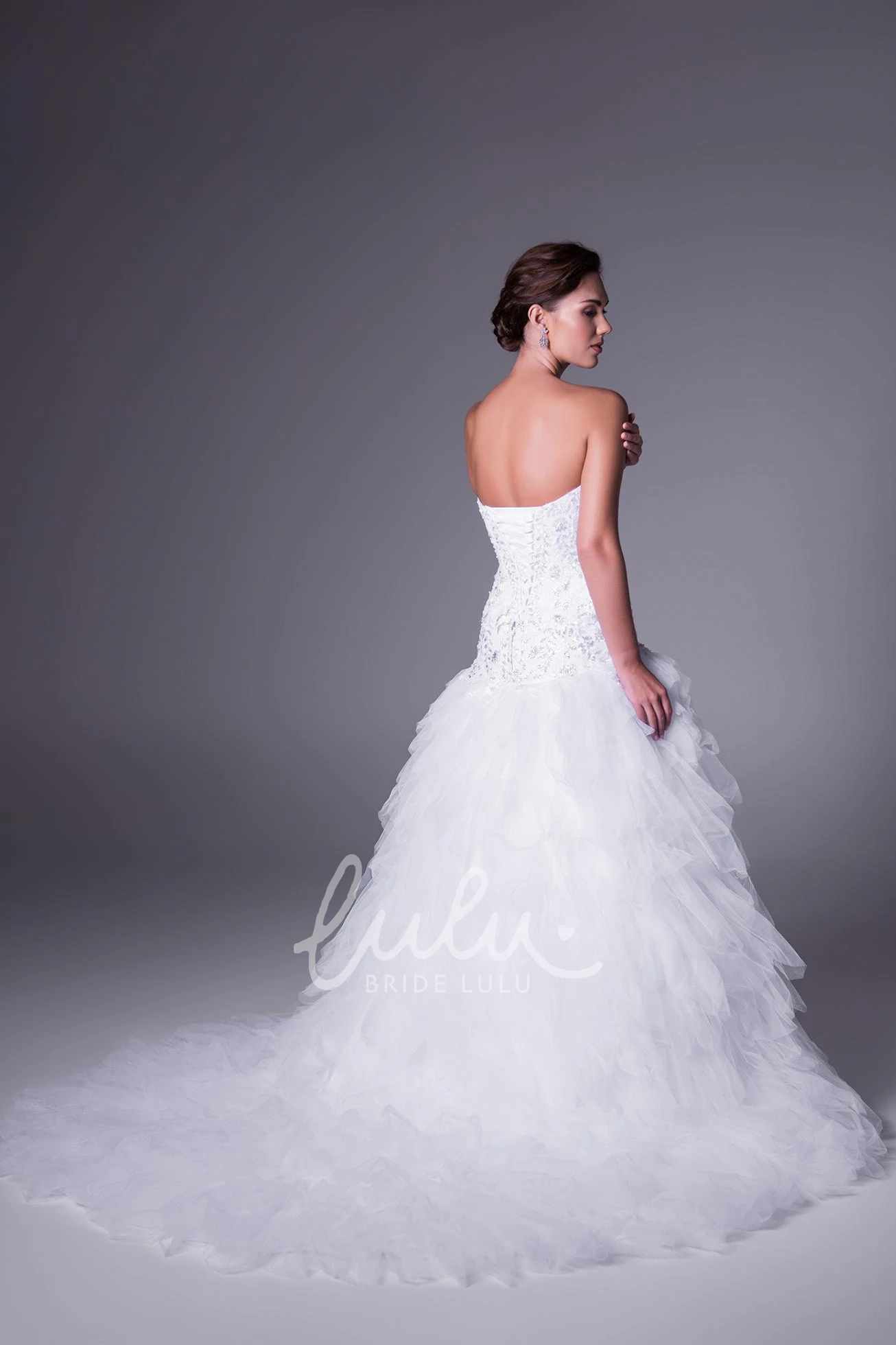 Cascading-Ruffle Sweetheart Tulle Wedding Dress with Beading Ball Gown Wedding Dress