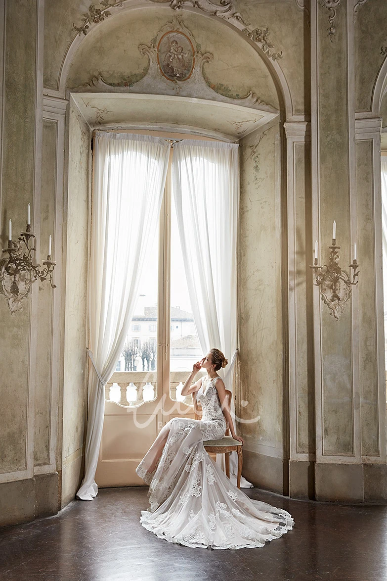 Long Sleeveless Lace Trumpet Wedding Dress with Appliques