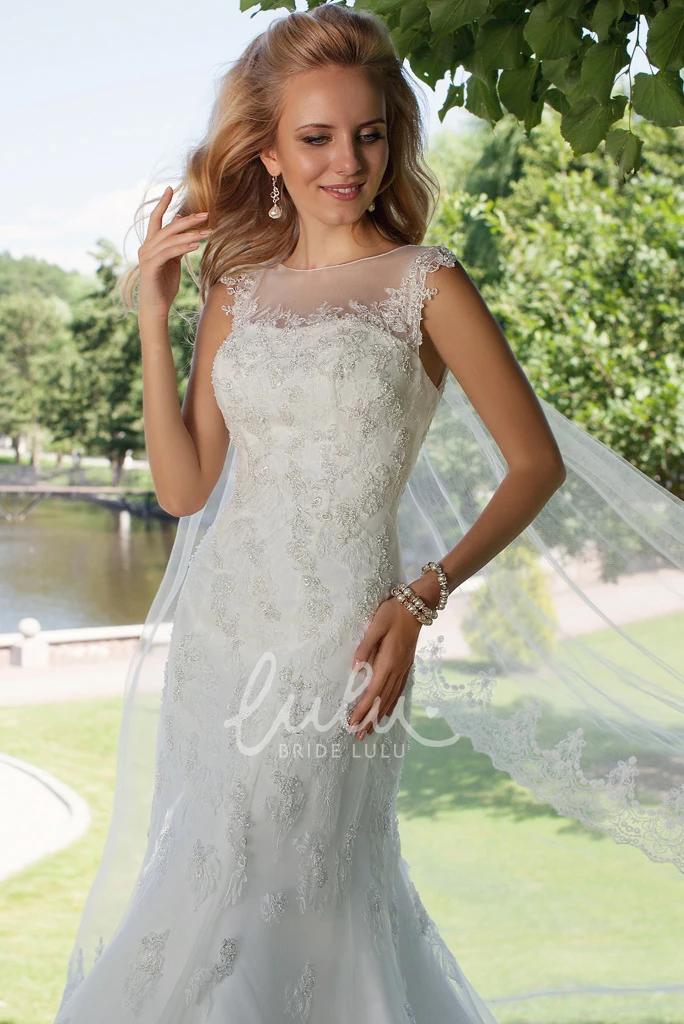 Appliqued Trumpet Corset Wedding Dress with Court Train Elegant Bridal Gown