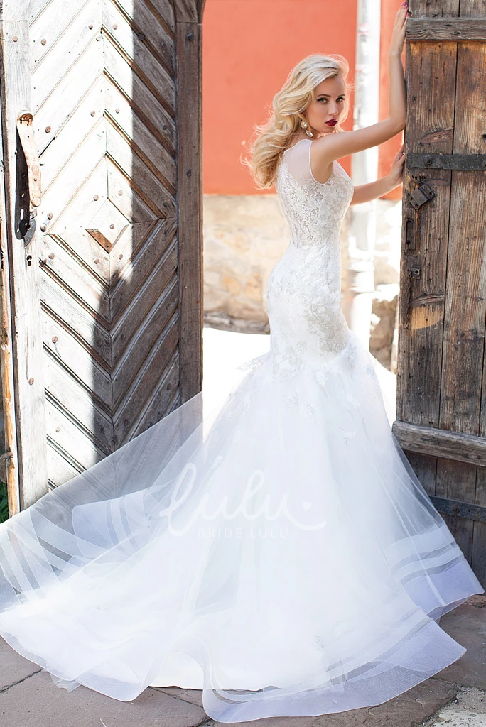 Scoop Appliqued Tulle Wedding Dress with Court Train Floor-Length