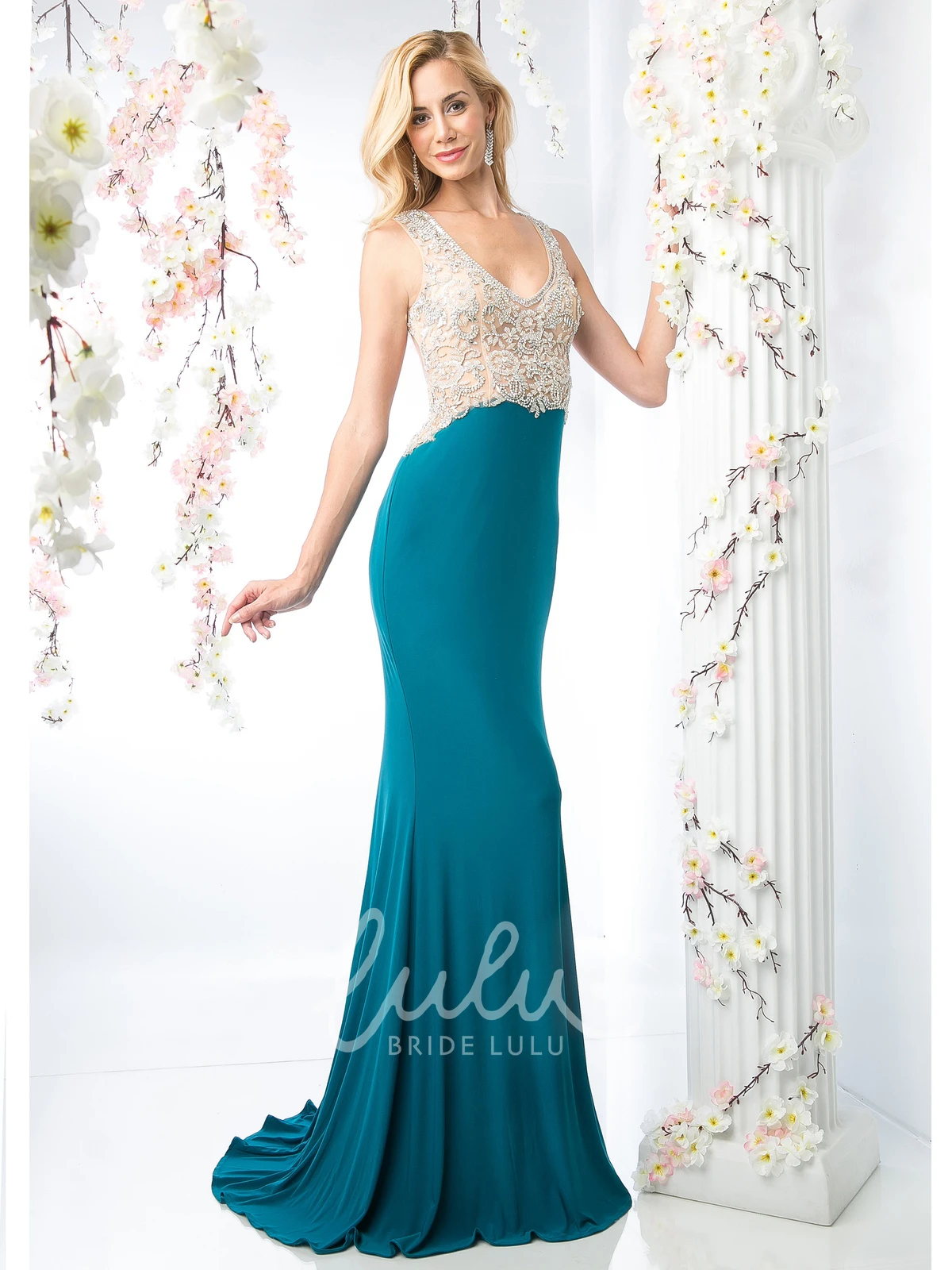 Pleated Sheath Jersey Formal Dress with V-Neck and Keyhole