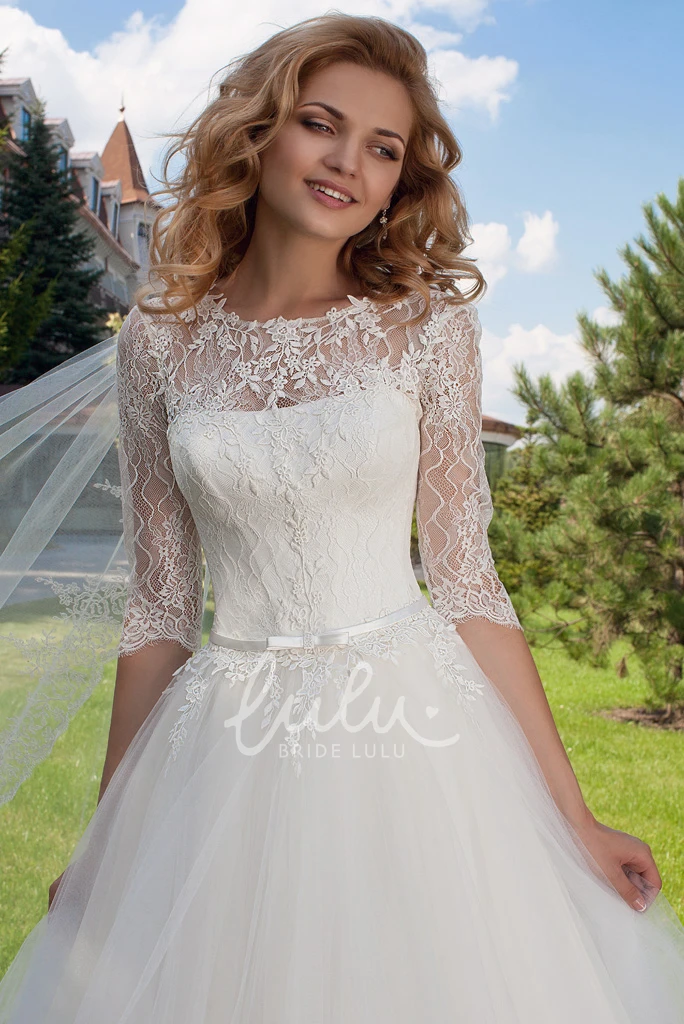 Jewel Neck Tulle Wedding Dress Ball Gown Half Sleeves Appliqued