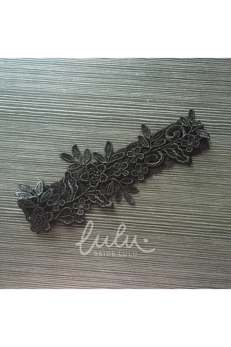 Black Lace Applique Wedding Garter Handmade Elegant 2025