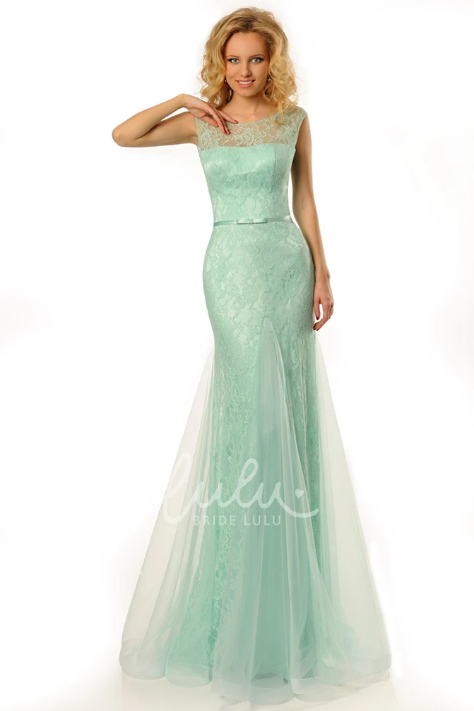 Lace Sleeveless Prom Dress with Brush Train Scoop Neck Ribbon Detail