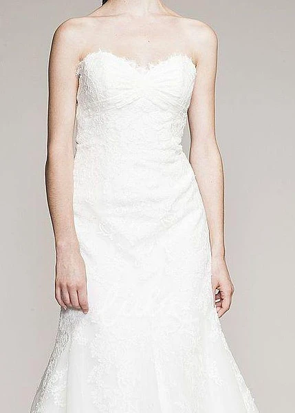 Tulle Wedding Dress with Sweetheart Neckline and Lace Detail