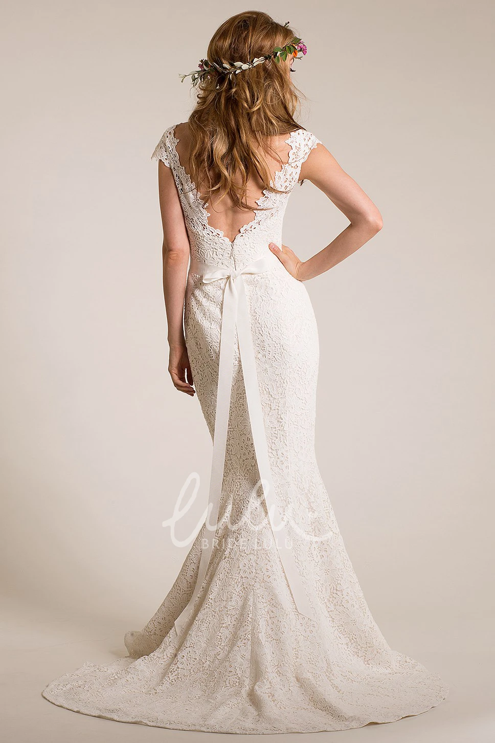Cap-Sleeve Bateau-Neck Lace Wedding Dress with Bow and V-Back