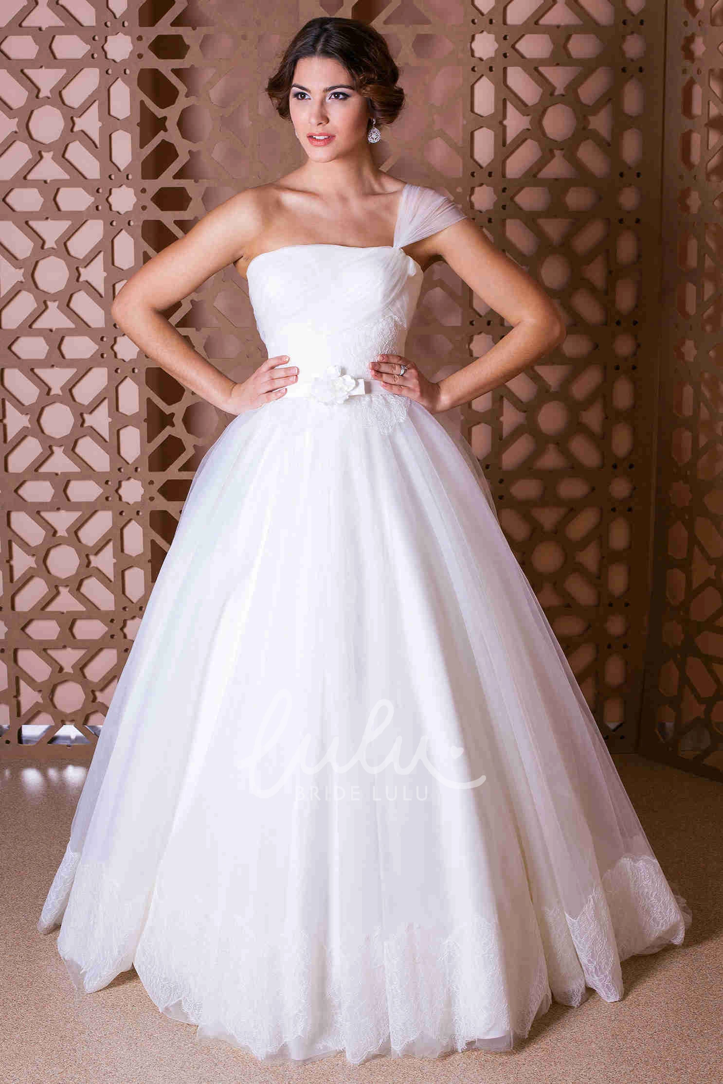 Tulle One-Shoulder Ball Gown Wedding Dress with Lace-Up Classy Bridal Gown